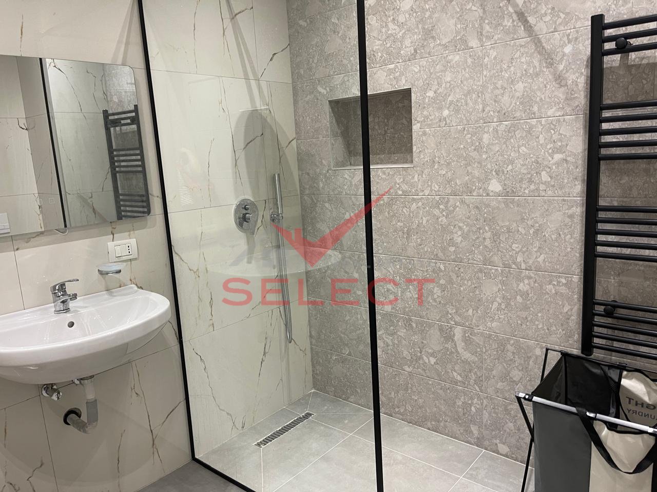 Apartament 2+1+parkim per Qira