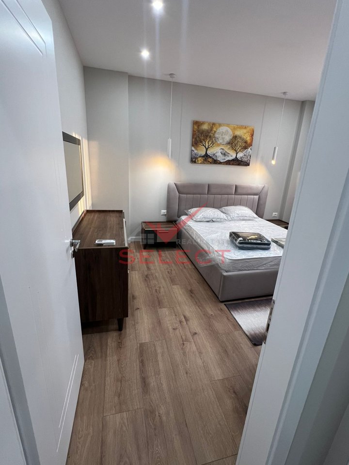SUPER APARTAMENT 1+1 PER QIRA