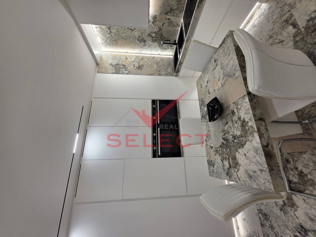 Luxury 1+1 Apartment for Rent