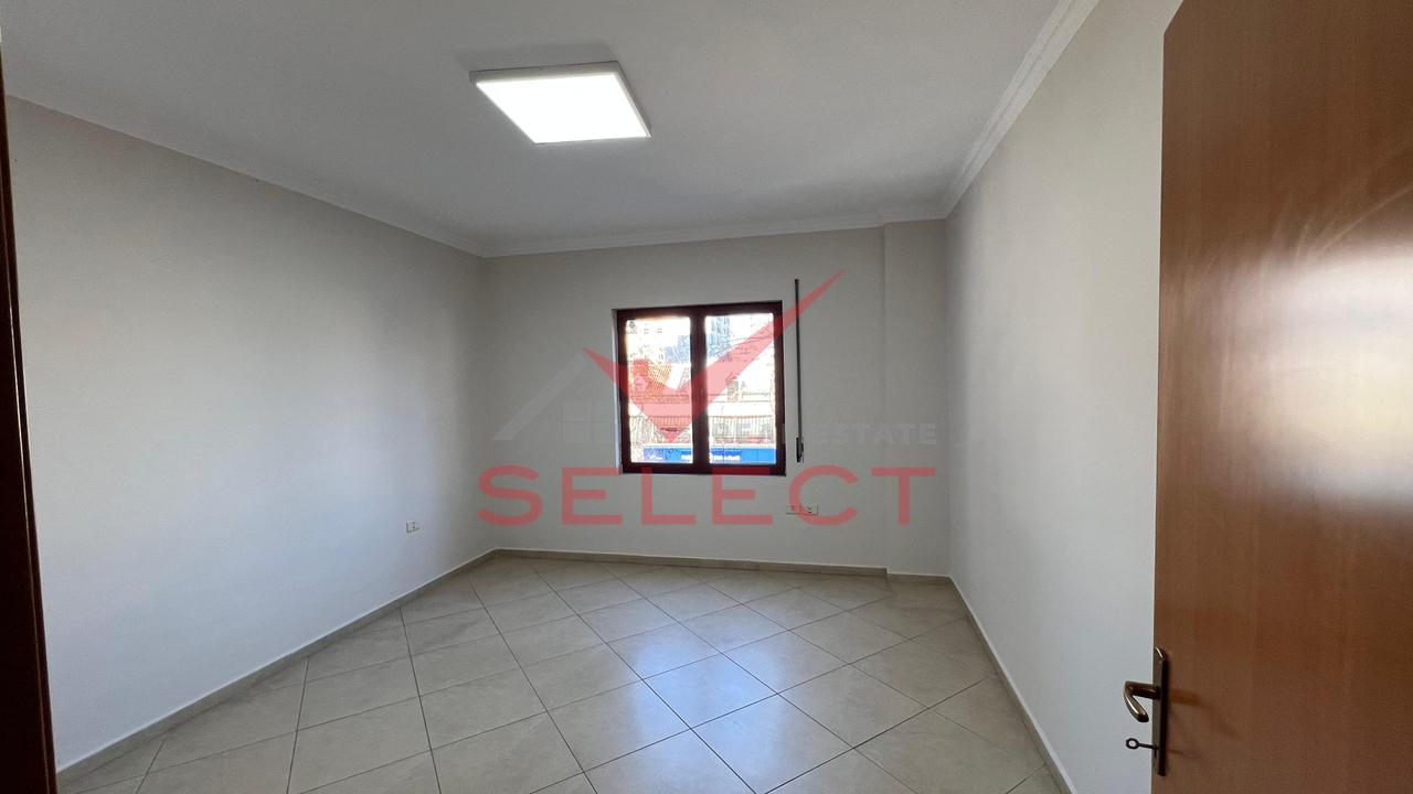 Appartamento/Ufficio in Affitto