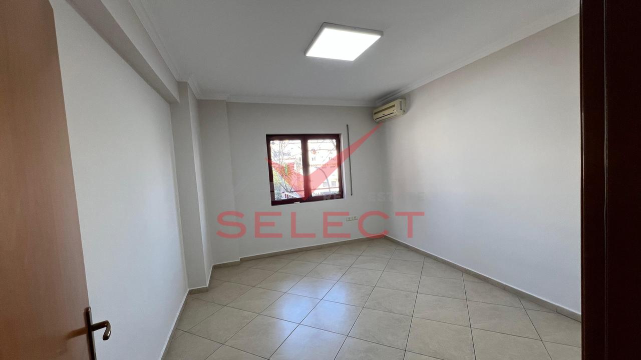 Appartamento/Ufficio in Affitto