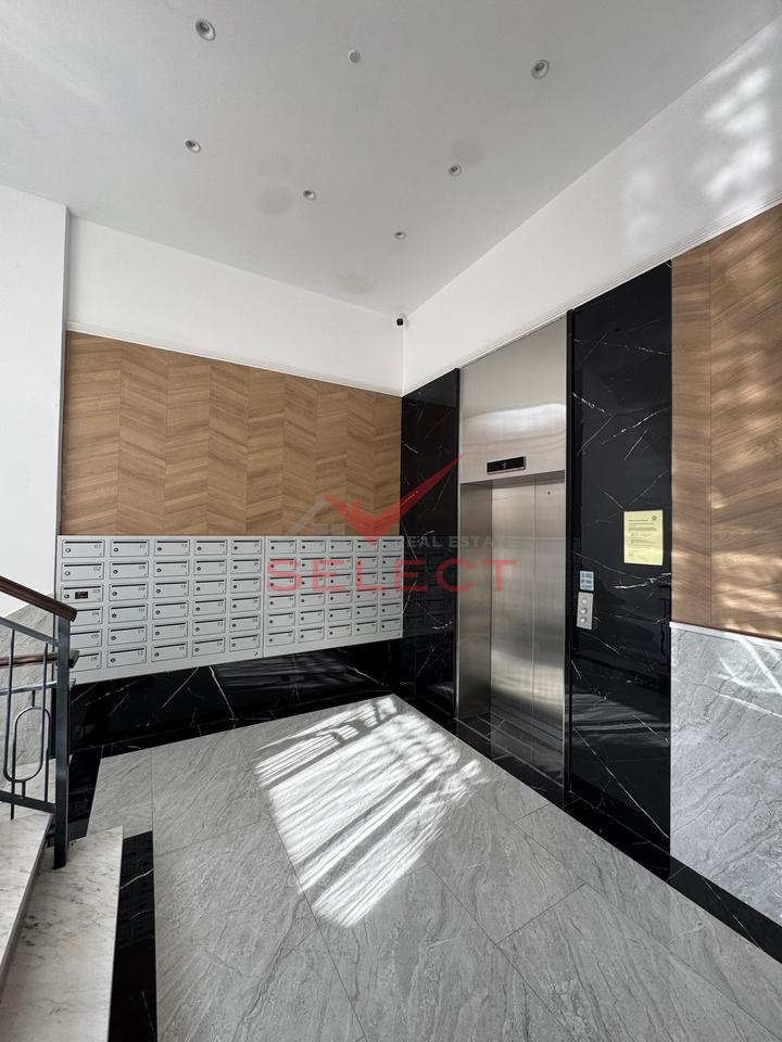 Apartament 2+1 Per Qira