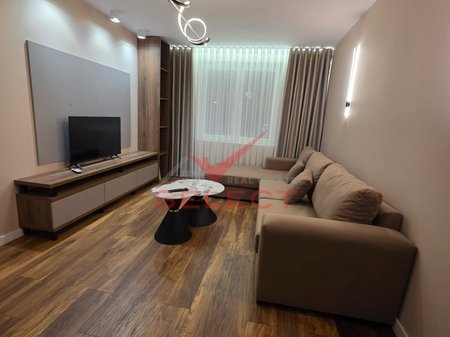 APARTAMENT 1+1 PER QIRA