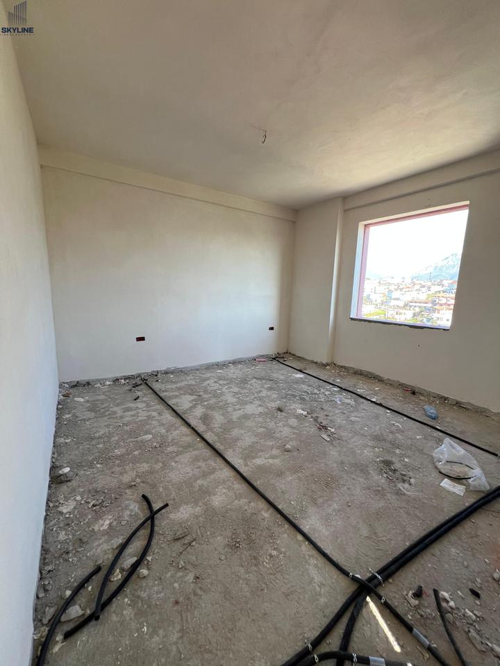 Vendesi Appartamento 3+1-Paskuqan