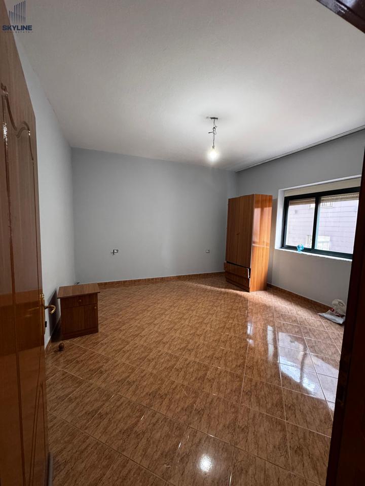 A 3-story villa with a yard for rent – ideal for living or business – Don Bosko, Tirana