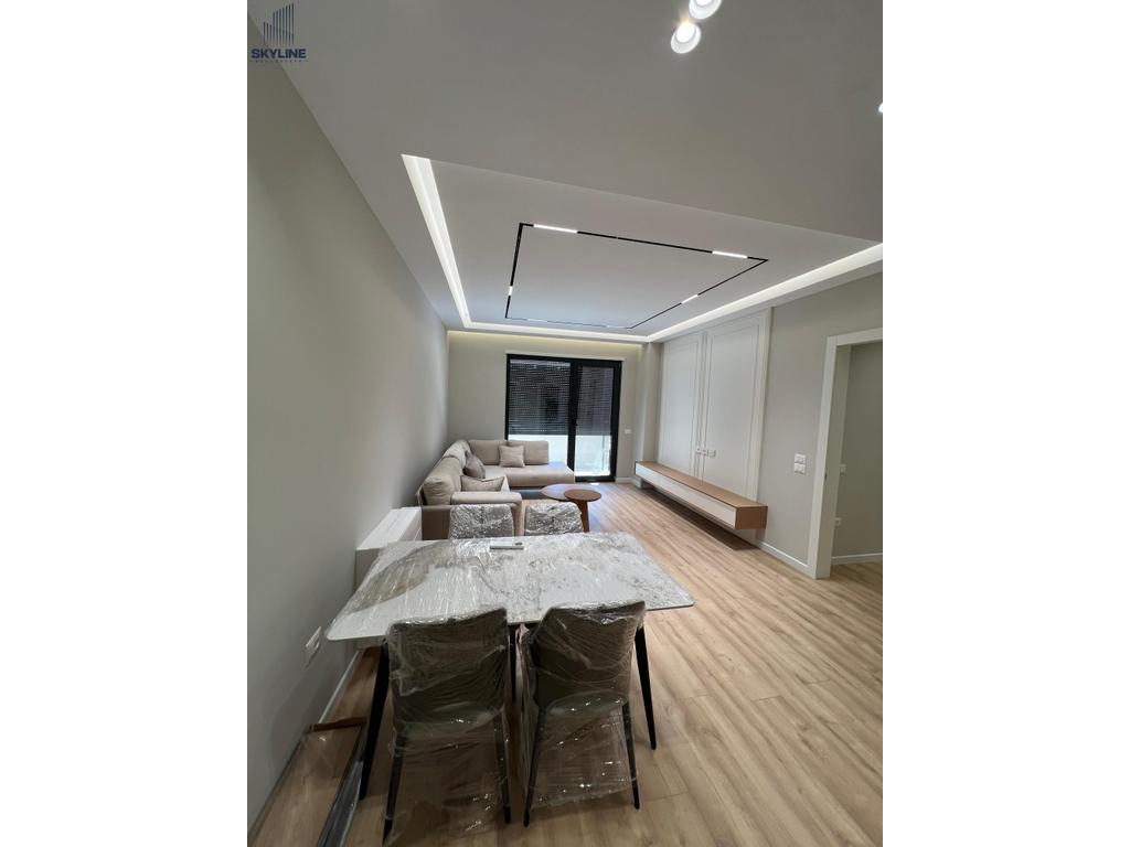 Shitet Apartament 2+1+2 + Post Parkimi- Liqeni Thate
