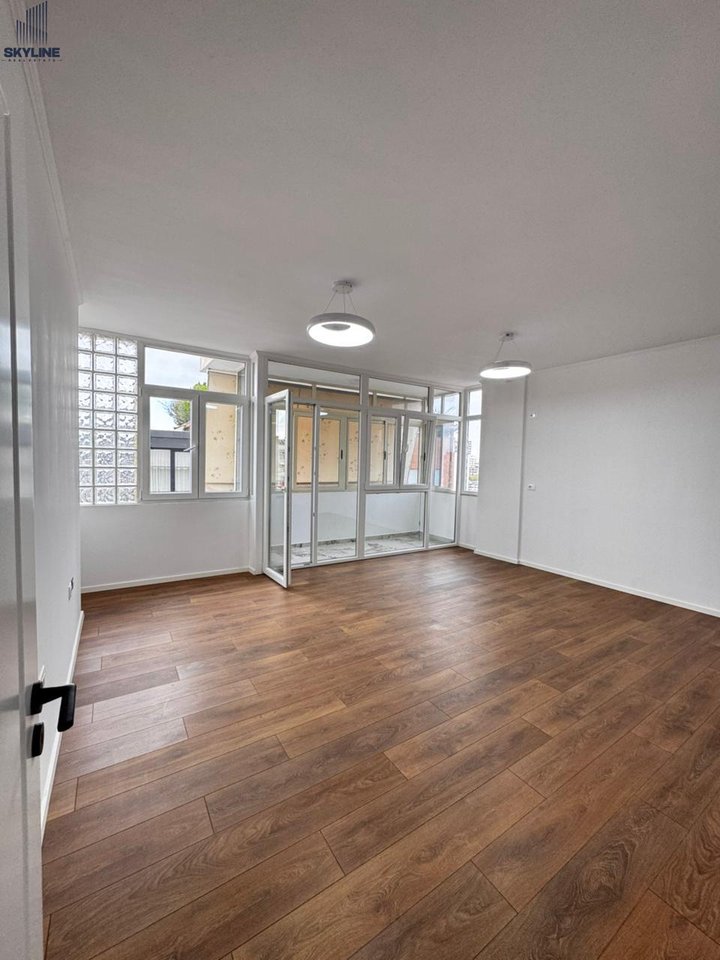 Shitet Apartament 2+1-Prokuroria e Tiranës