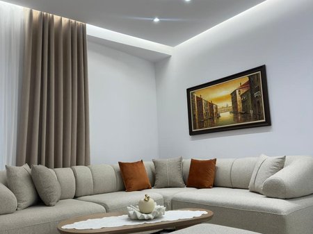 Jepet Apartament me Qera 2+1-Golden Tower ,Mine Peza