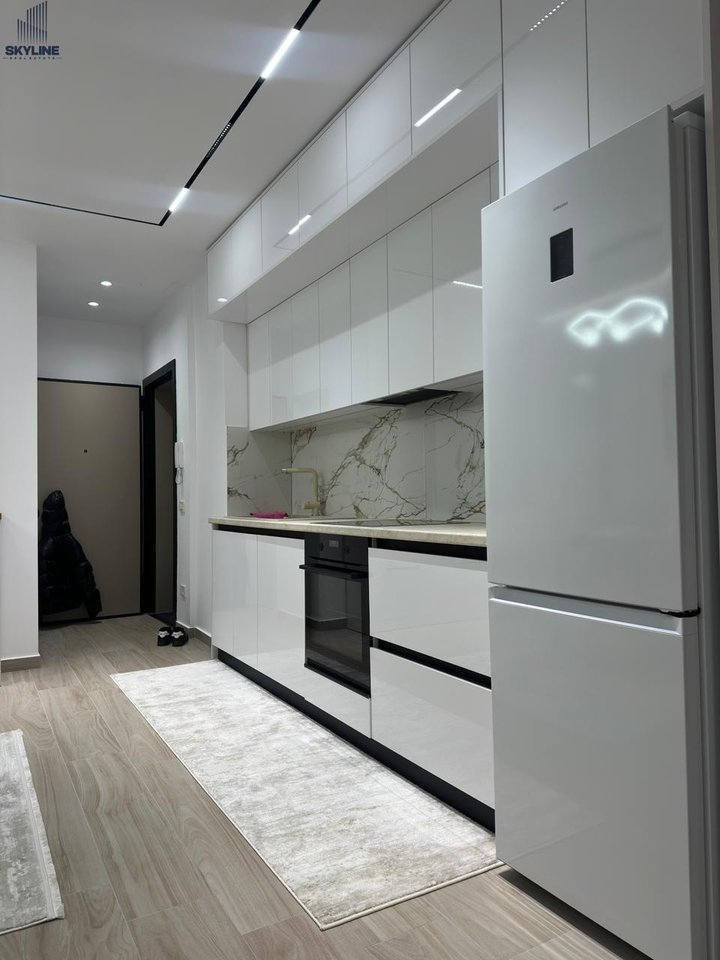 Jepet Apartament me Qera 2+1-Golden Tower ,Mine Peza