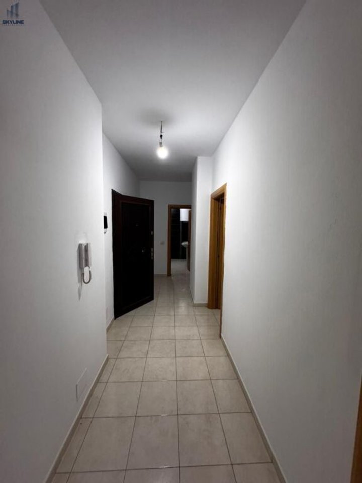 Vendesi Appartamento 2+1+2 - Complesso Molla