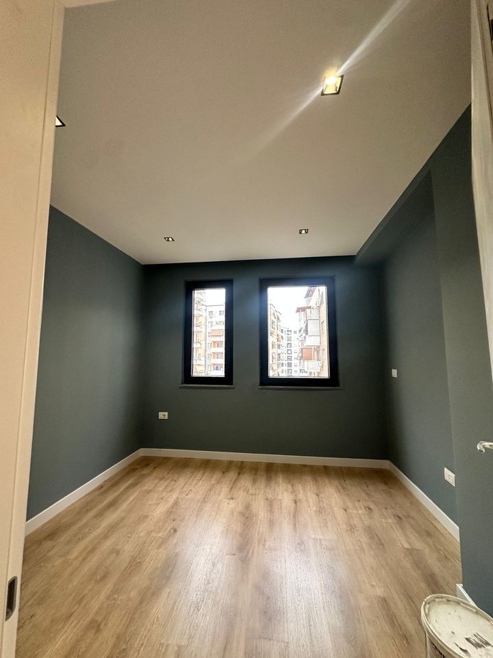 Vendesi Appartamento 3+1+2+Deposito - Ex Alpha Bank, Astir