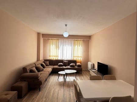 Jepet Apartament me Qera 1+1-Kompleksi Urban Gate, Astir