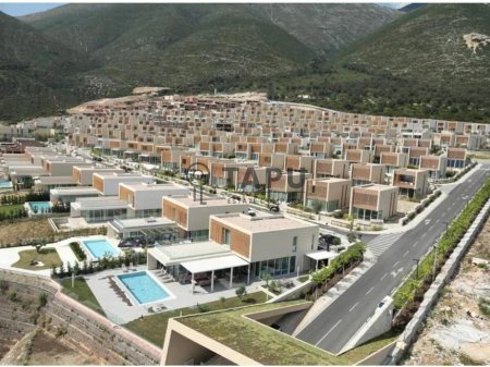 Vilë Twin për shitje në Green Coast 🌊
📍 Pozicion fantastik me pamje nga deti