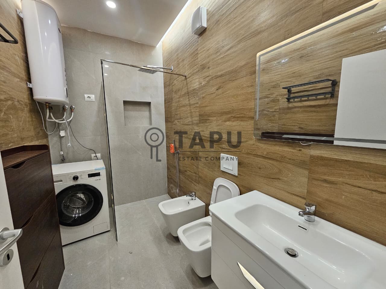 Apartament 1+1 Me Qira në Zogu i Zi, Tiranë - 800€ !