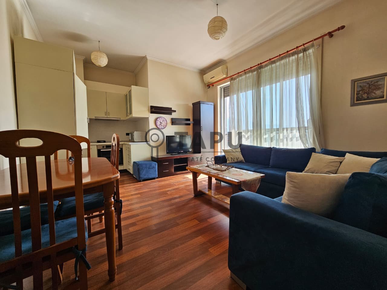 🏢 JEPET ME QIRA APARTAMENT 1+1 — PAZARI I RI ✨