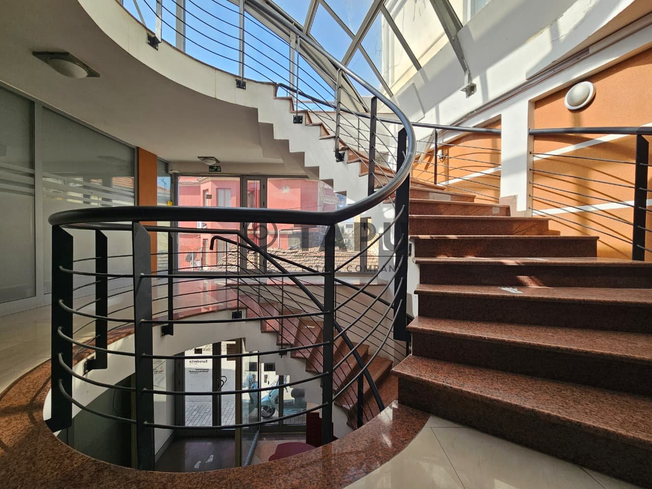 🏢 JEPET ME QIRA AMBIENT ZYRE — PAZARI I RI ✨