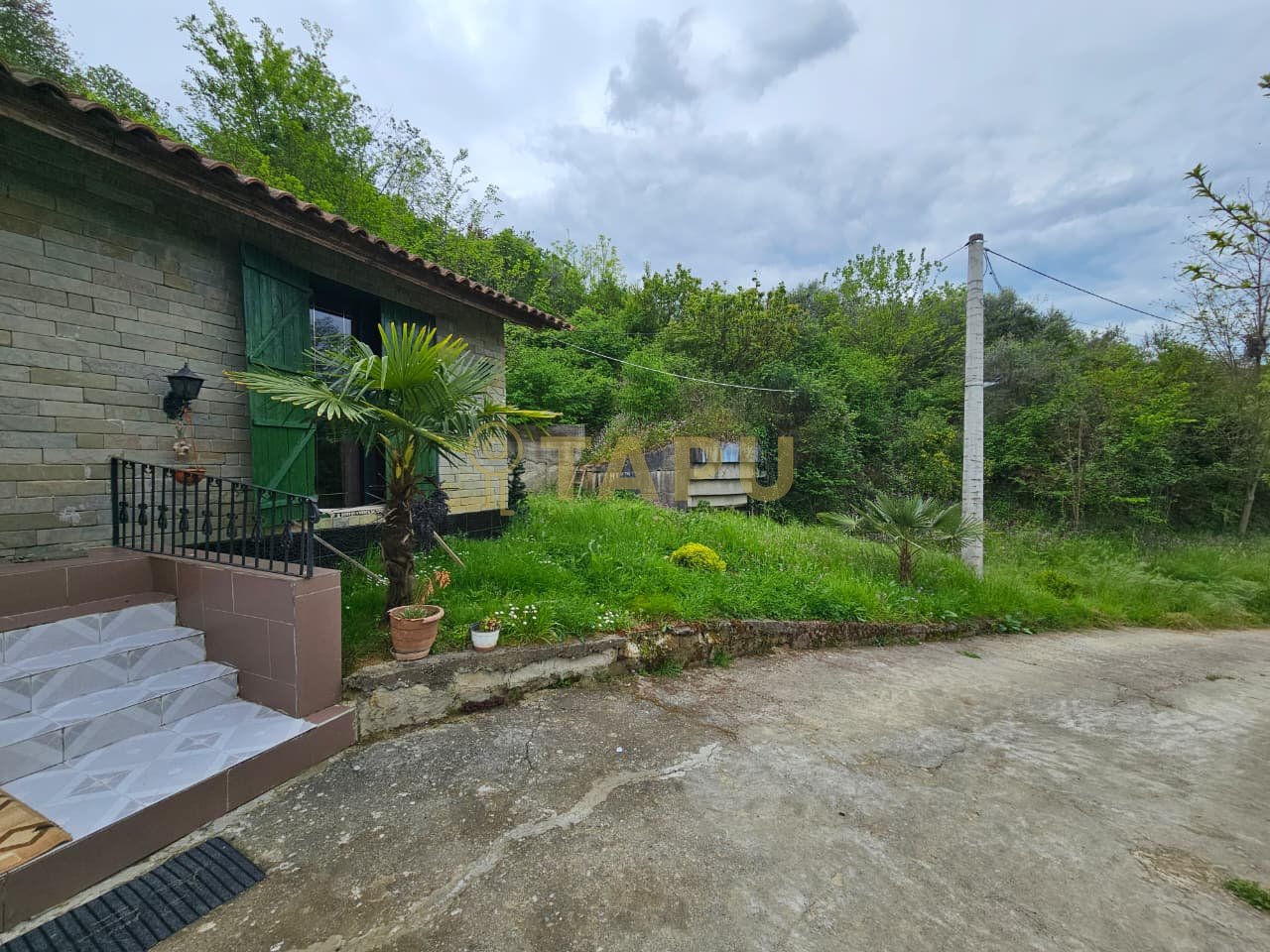 SHITET SHTEPI PRIVATE NE PRUSH (GROPAJ)