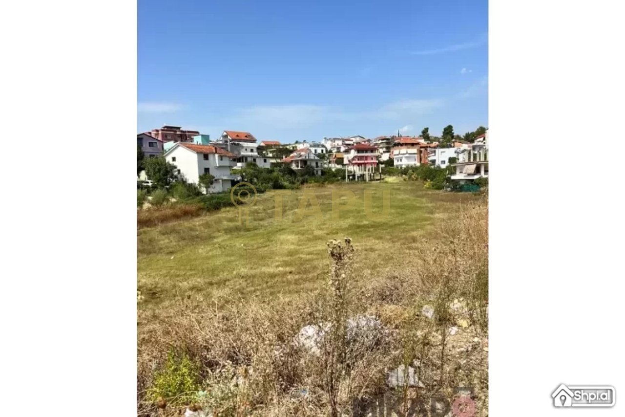 🔹 Shitet Tokë në Sauk të Ri – Mundësi Ideale Investimi! 🔹