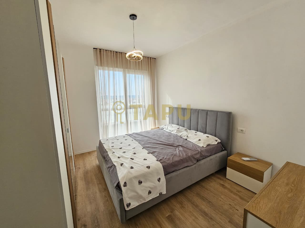 Appartamento 2+1 in affitto + posto auto – Univers City!