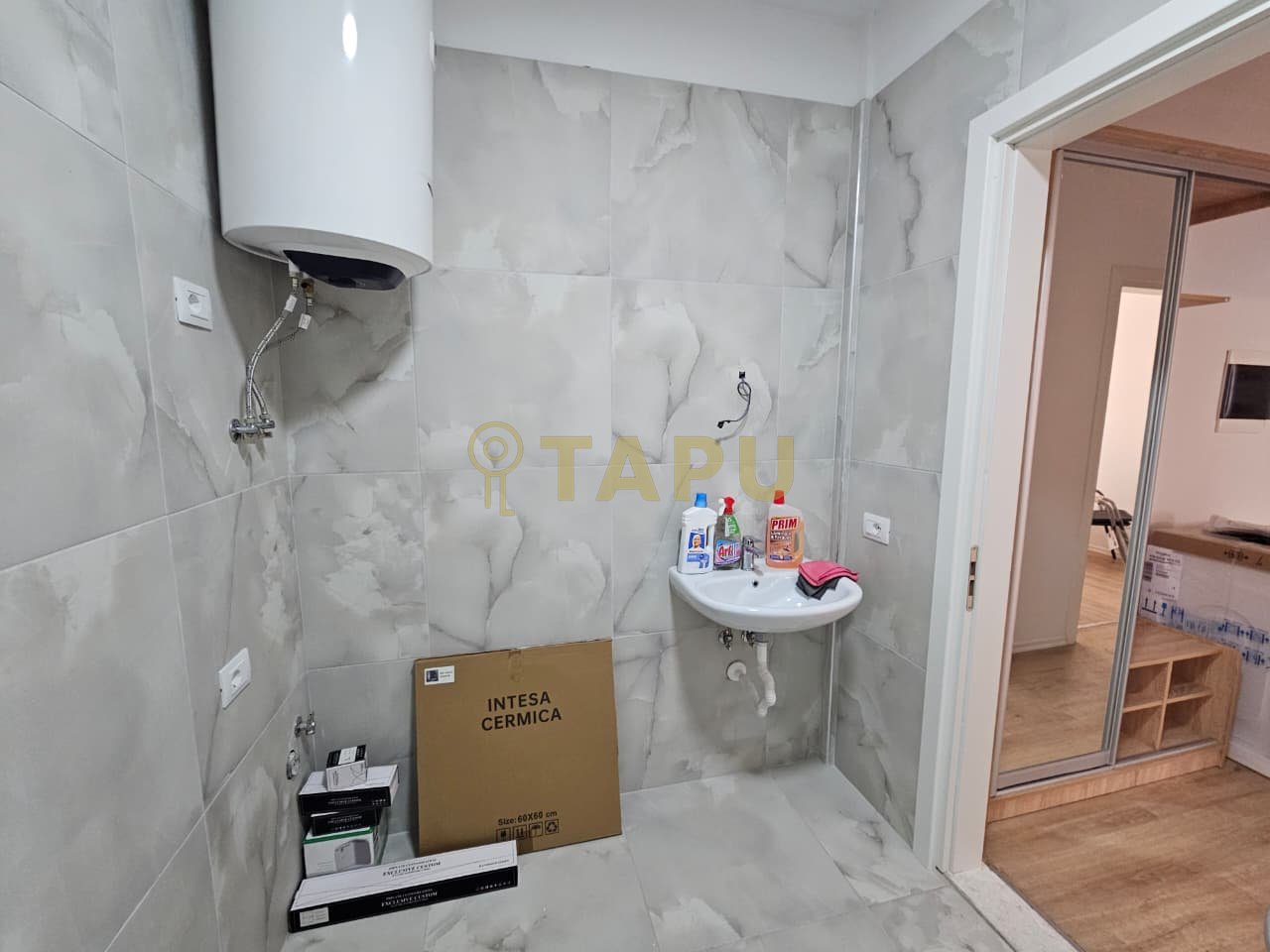 Appartamento 2+1 in affitto + posto auto – Univers City!