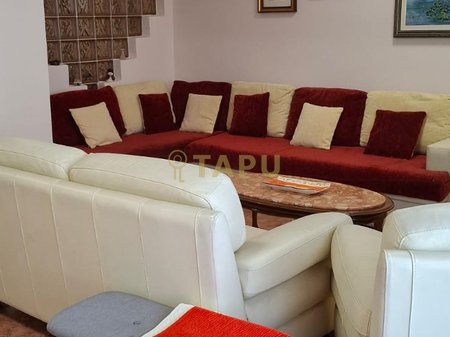 Jepet me Qira Apartament 3+1 – Ura Vasil Shanto, Tiranë 90,000 leke