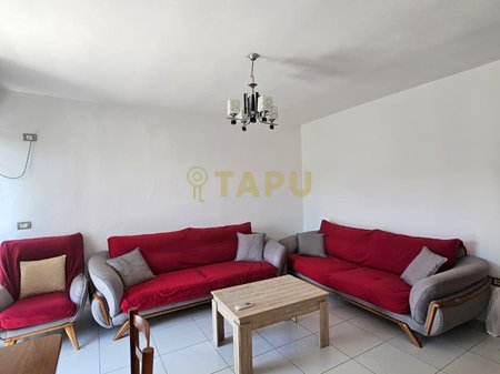 🏡 Appartamento 3+1 in affitto – Via Bardhyl, vicino al Bar Caffè Oslo