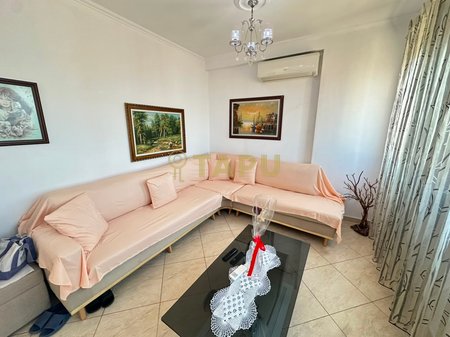  Apartament 2+1+2 me qira – Rruga Fortuzi, pranë Ministrisë së Drejtësisë