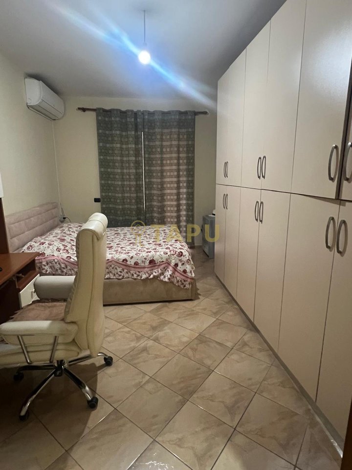 Jepet apartament 2+1+2 me qera Yzberisht !