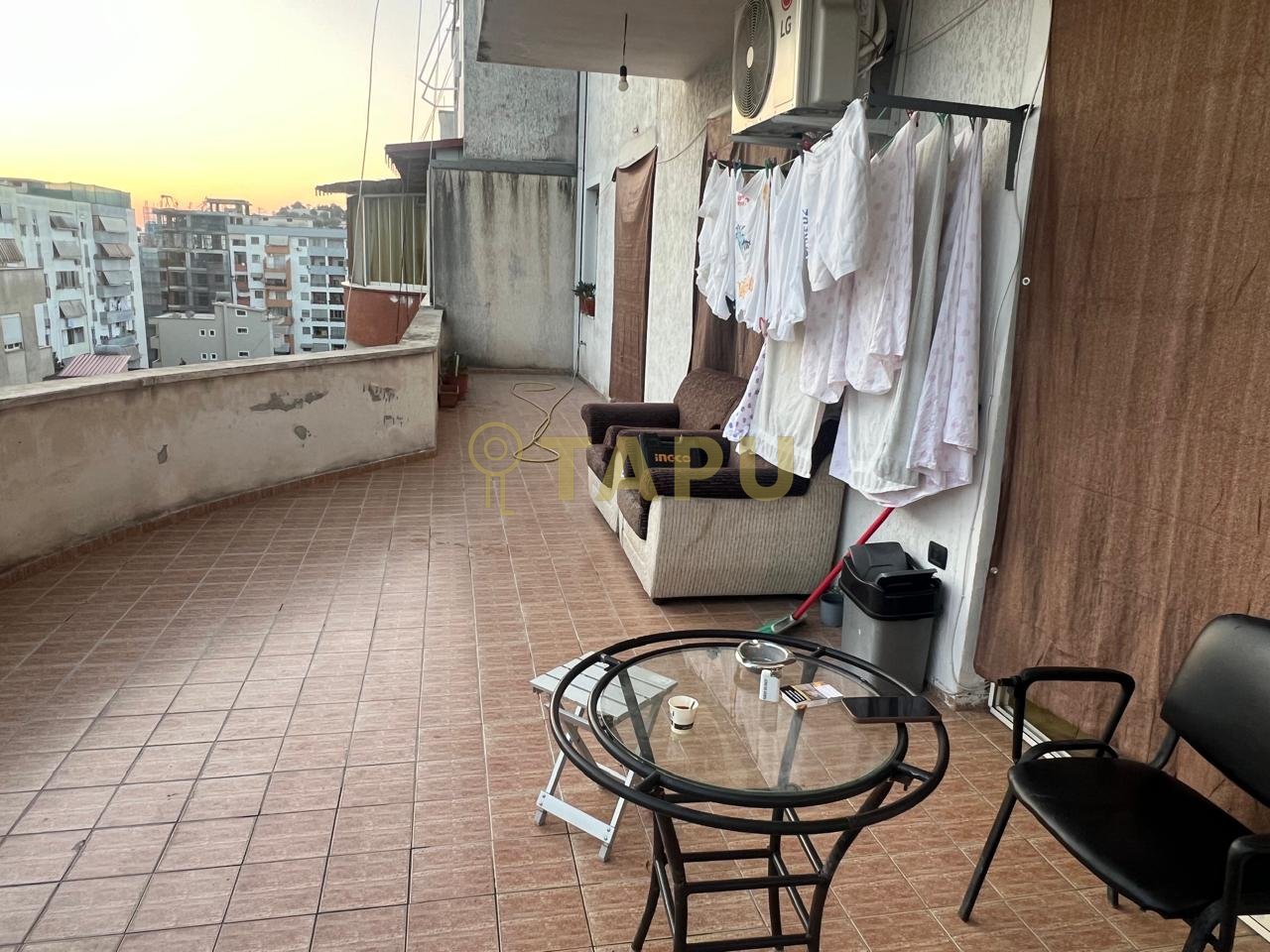 Jepet apartament 2+1+2 me qera Yzberisht !