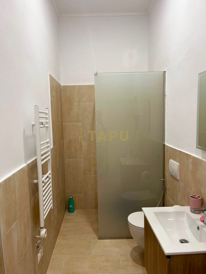 🏡 Apartment 1+1 for rent in the Center of Tirana –60,000 leke, Premium location!
