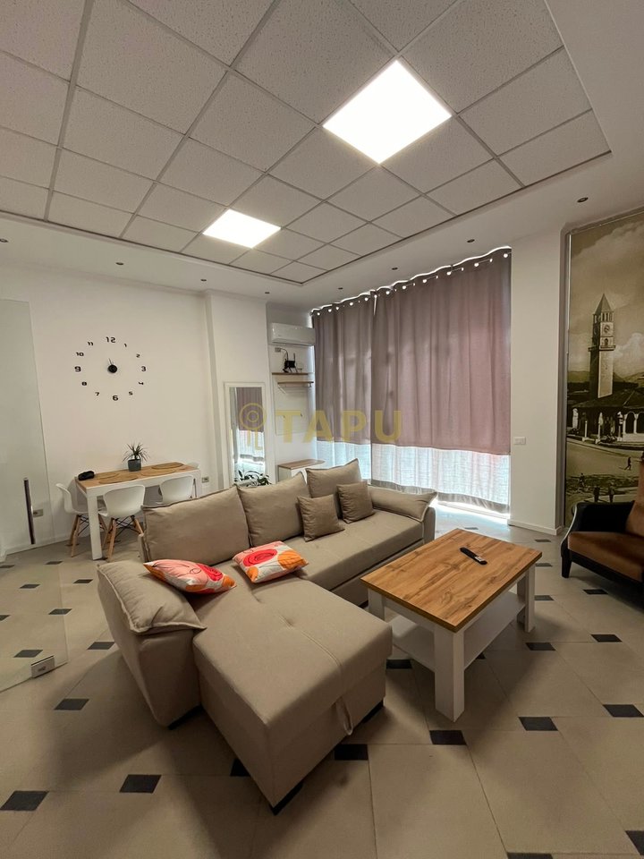 🏡 Apartment 1+1 for rent in the Center of Tirana –60,000 leke, Premium location!