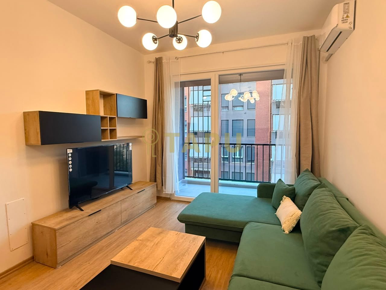 Jepet me qira apartament 1+1 në Rrugën 5 Maji -55,000 leke