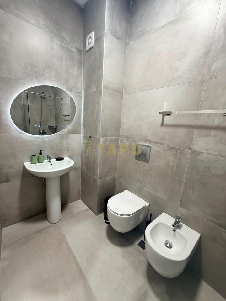 Jepet me qira apartament 1+1 në Rrugën 5 Maji -55,000 leke