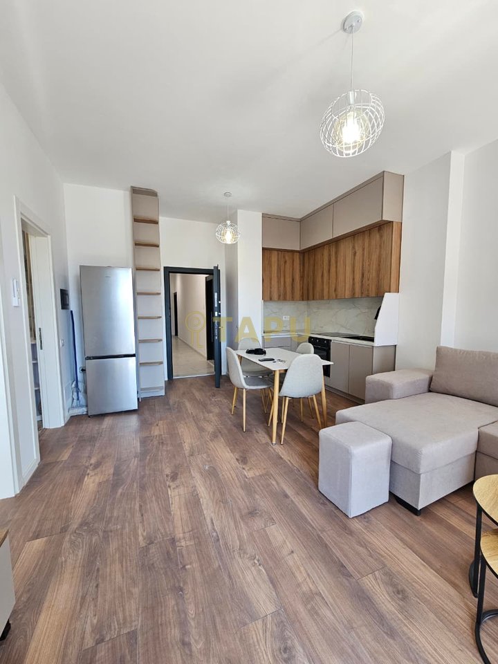 🏡 Apartament 1+1 me qira + Post Parkimi – Paskuqan, pranë Karburantit Ahmati