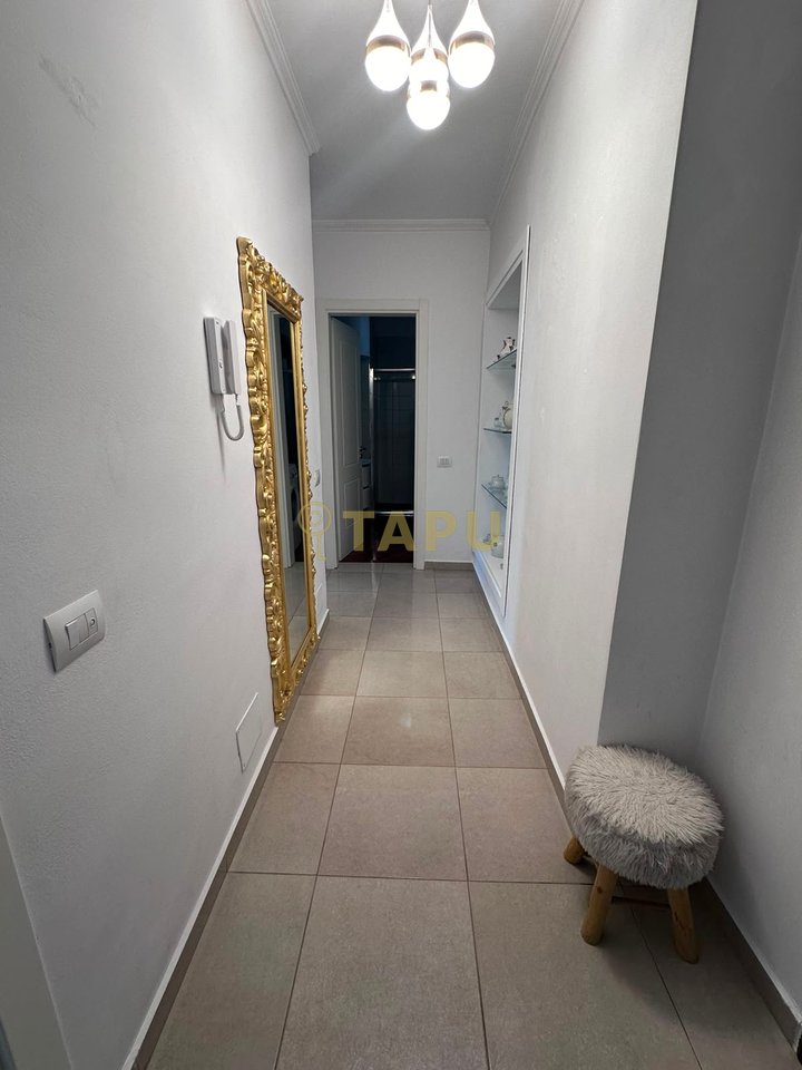 🏡 Apartament 1+1 me qira – Pranë Casa Italia