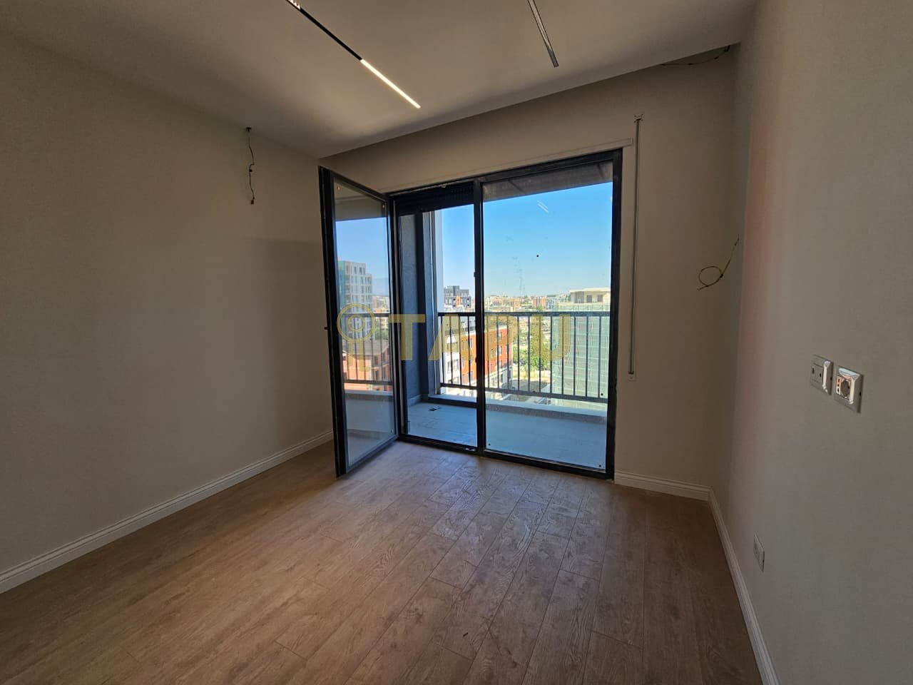 🏡 Apartament 2+1 në shitje + Depo – Bulevardi i Ri