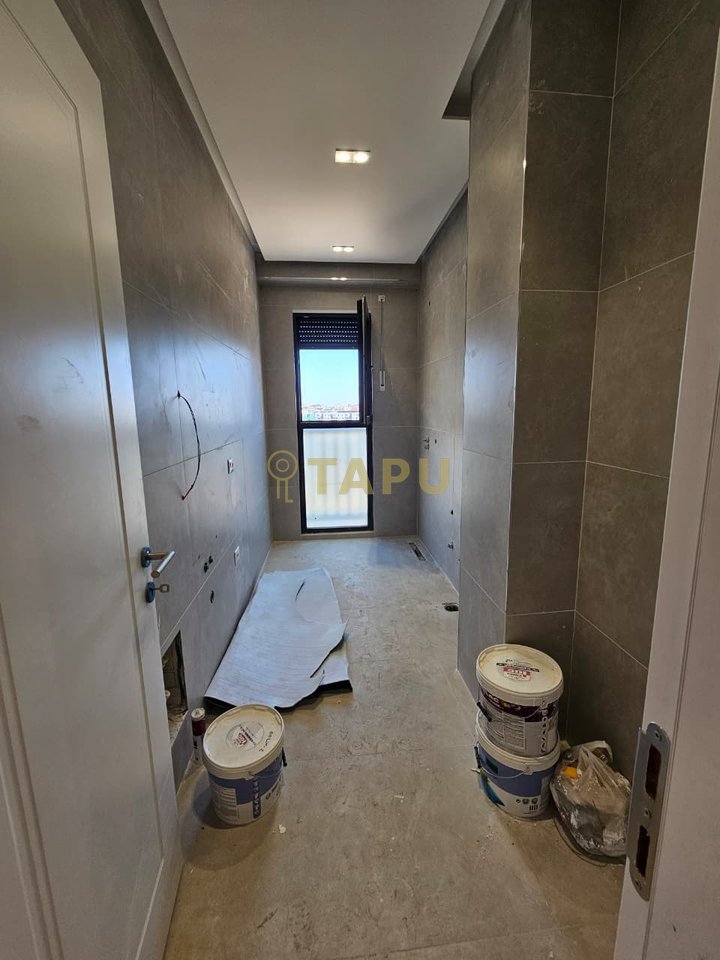 🏡 Apartament 2+1 në shitje + Depo – Bulevardi i Ri