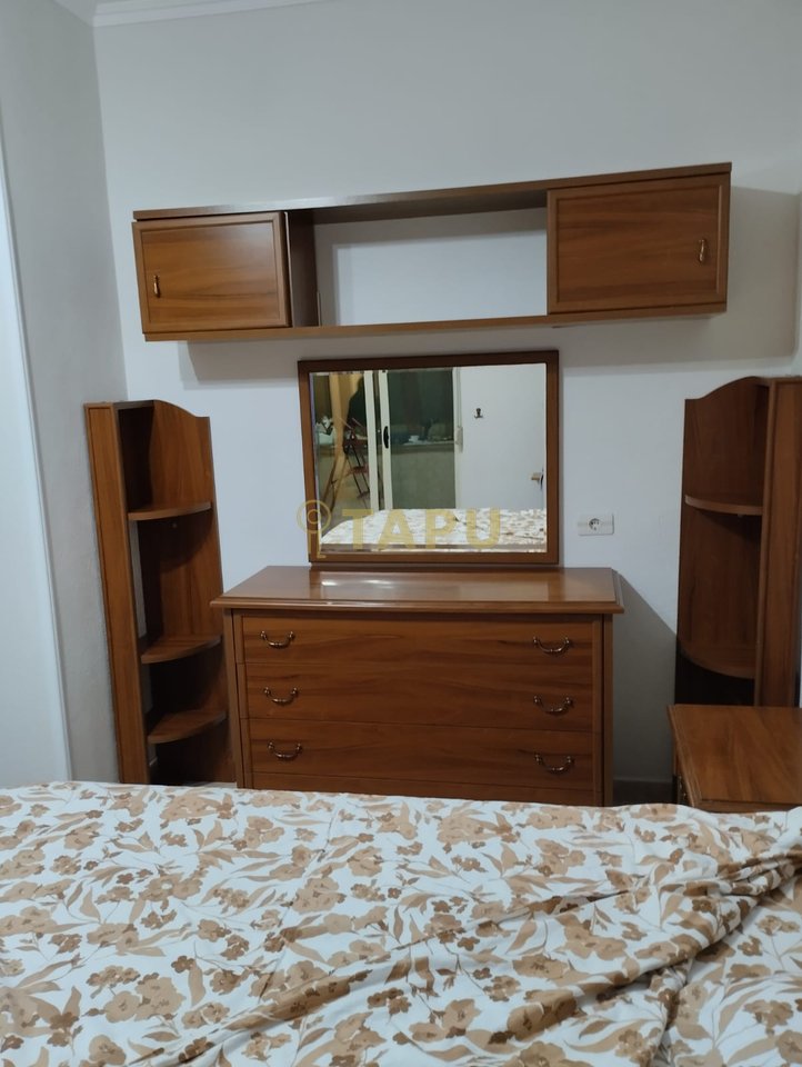 🏡 Apartament 2+1+2 me qira – Tirana e Re