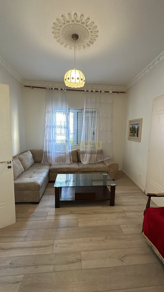 🏡 Apartment 2+1 for rent – Kavaja Street