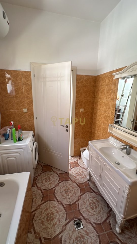 🏡 Apartment 2+1 for rent – Kavaja Street