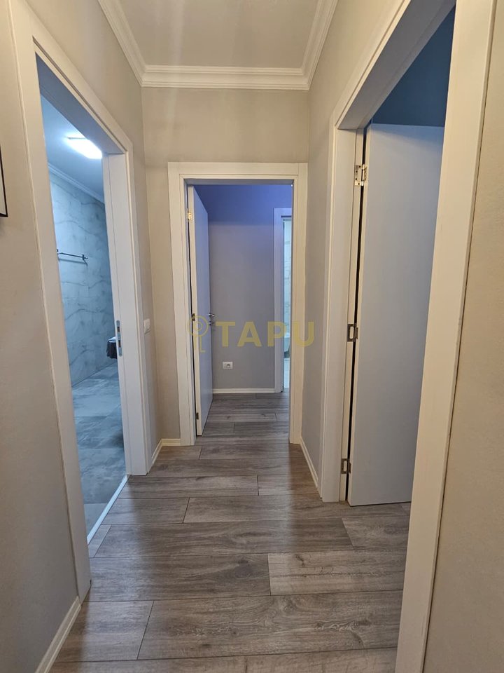 Jepet me qira apartament 2+1+2 + post parkimi | Univers City