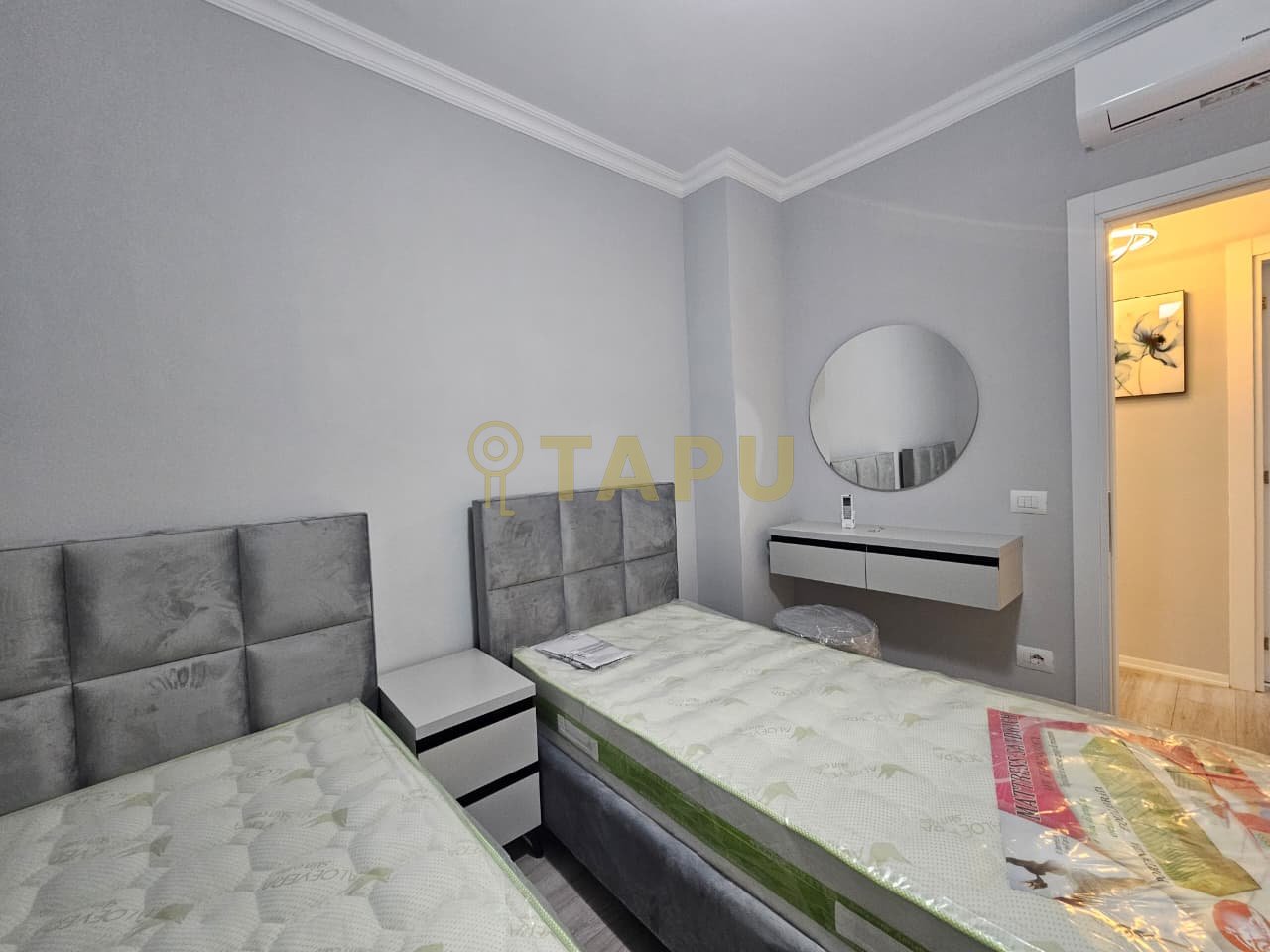 Jepet me qira apartament 2+1+2 + post parkimi | Univers City