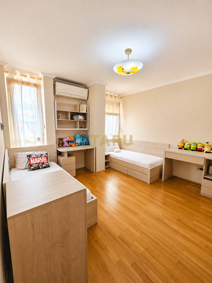 🏡 Appartamento 2+1+2 in affitto – Pazari i Ri, Tirana