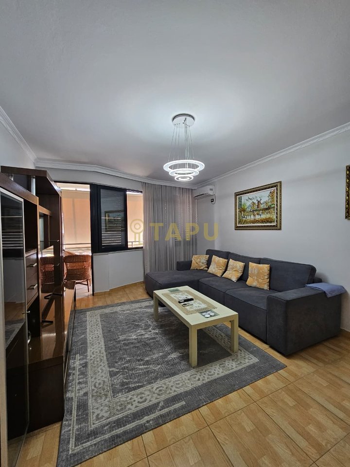 🏡 Appartamento 2+1+2 in affitto – 21 Dhjetori, vicino al Supermarket Joena