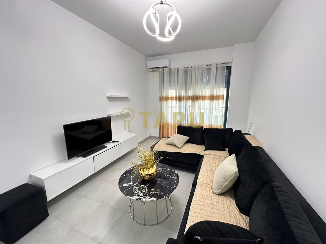 🏡 Apartment 1+1 for rent – Dry Lake, near Hotel Radisson