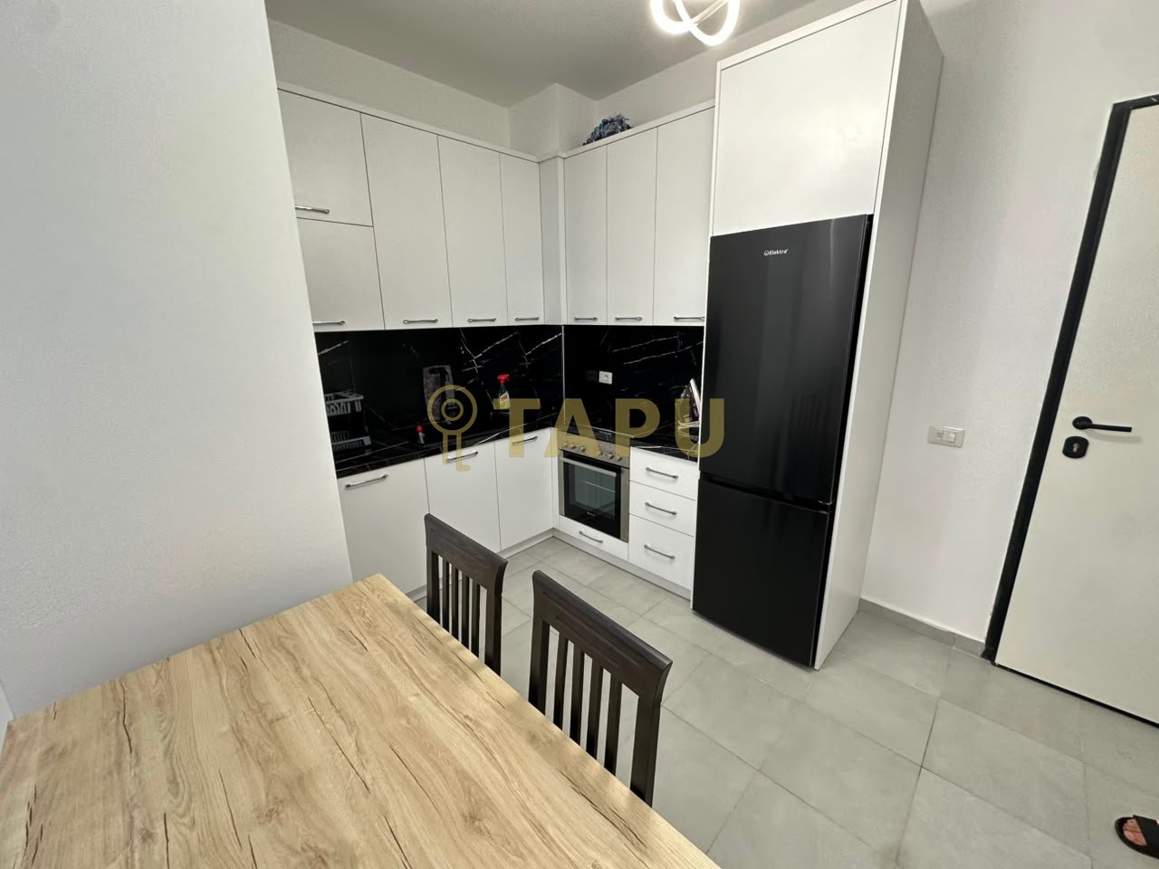 🏡 Apartment 1+1 for rent – Dry Lake, near Hotel Radisson