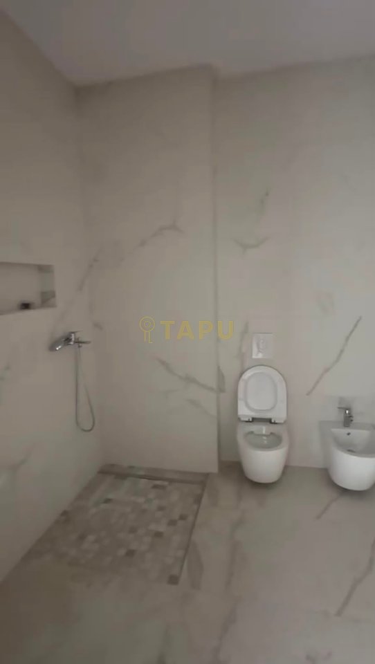 Shitet apartament 1+1 ne Paskuqan !