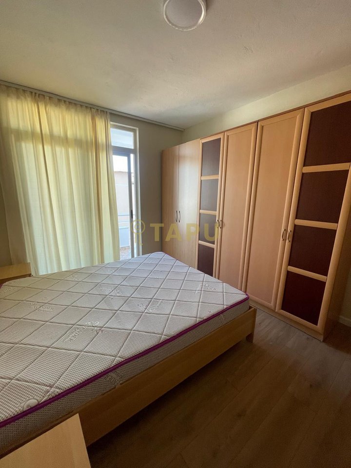 Jepet apartament 1+1 me qera Pazari i Ri !