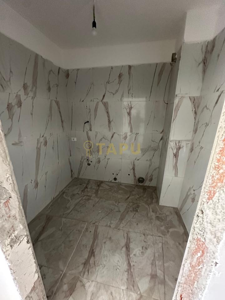 🏡 Vendesi in vendita 2+1+2 – Xhamllik, Complesso “Mirabella”