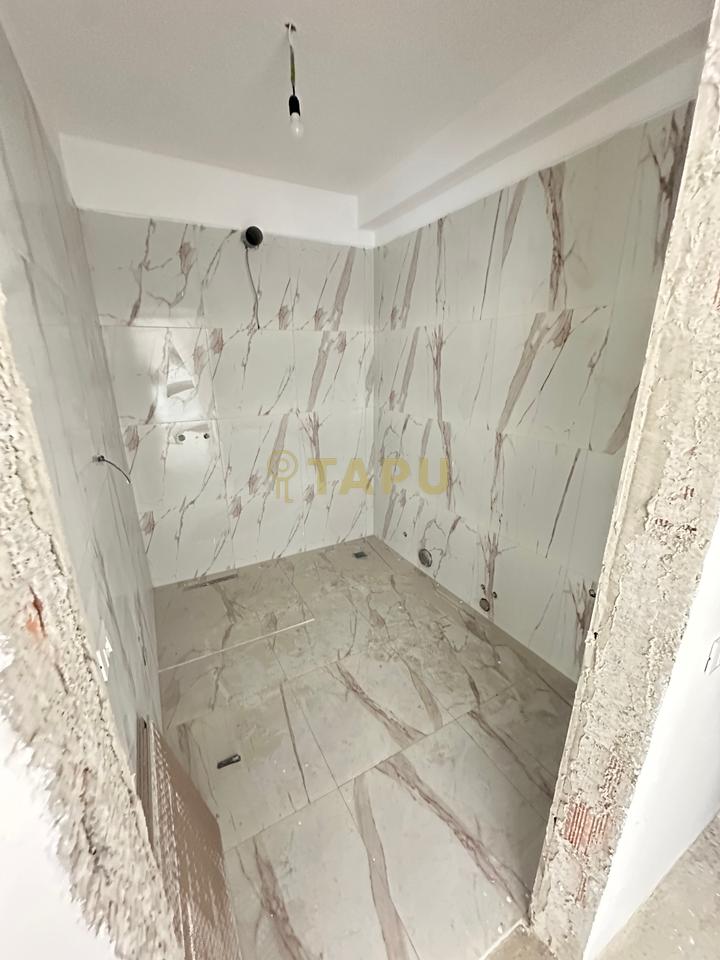 🏡 Vendesi in vendita 2+1+2 – Xhamllik, Complesso “Mirabella”